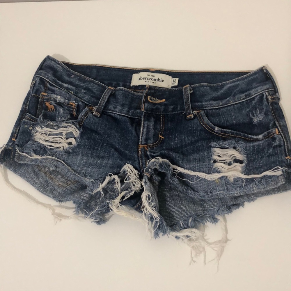 ABERCOMBIE BOOTY SHORTS